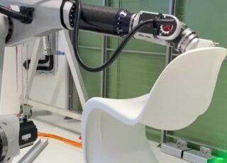 Robotica industriale, i processi produttivi diventano più efficienti con Kemro X